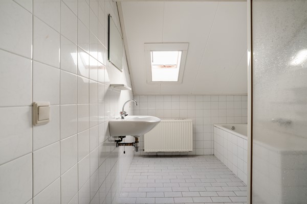 Foto - Te koop: Burg Van Rielstraat 5, 6987 AX Giesbeek